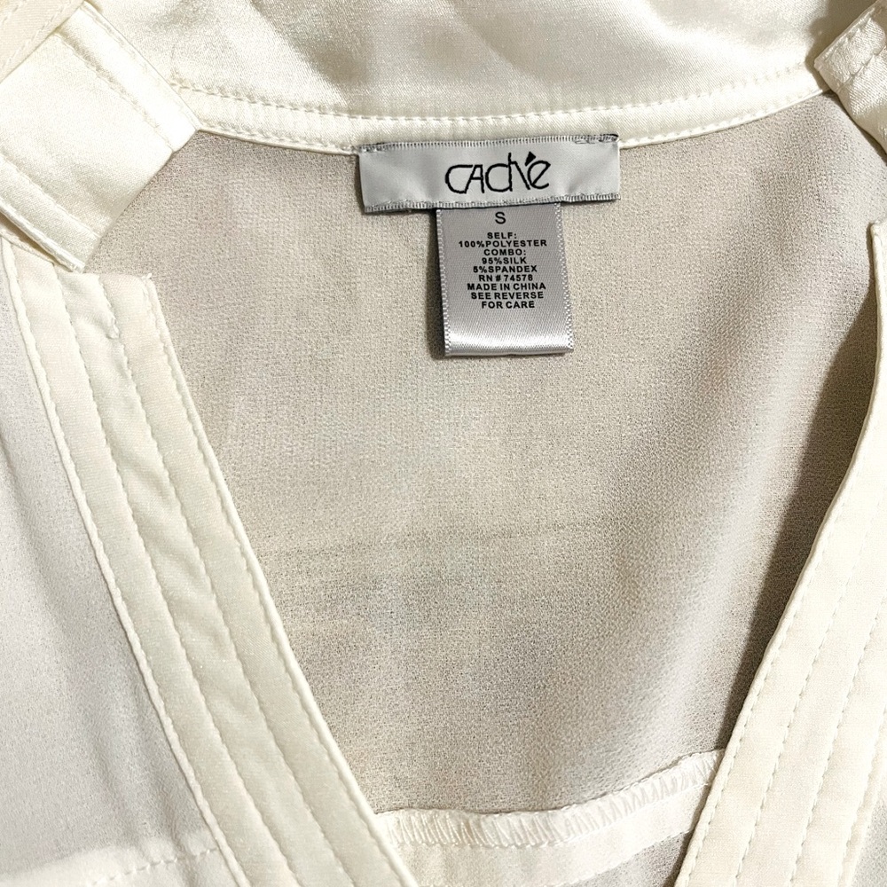 Cache Sheer & Silk Blend White Button Up Top Roll… - image 4